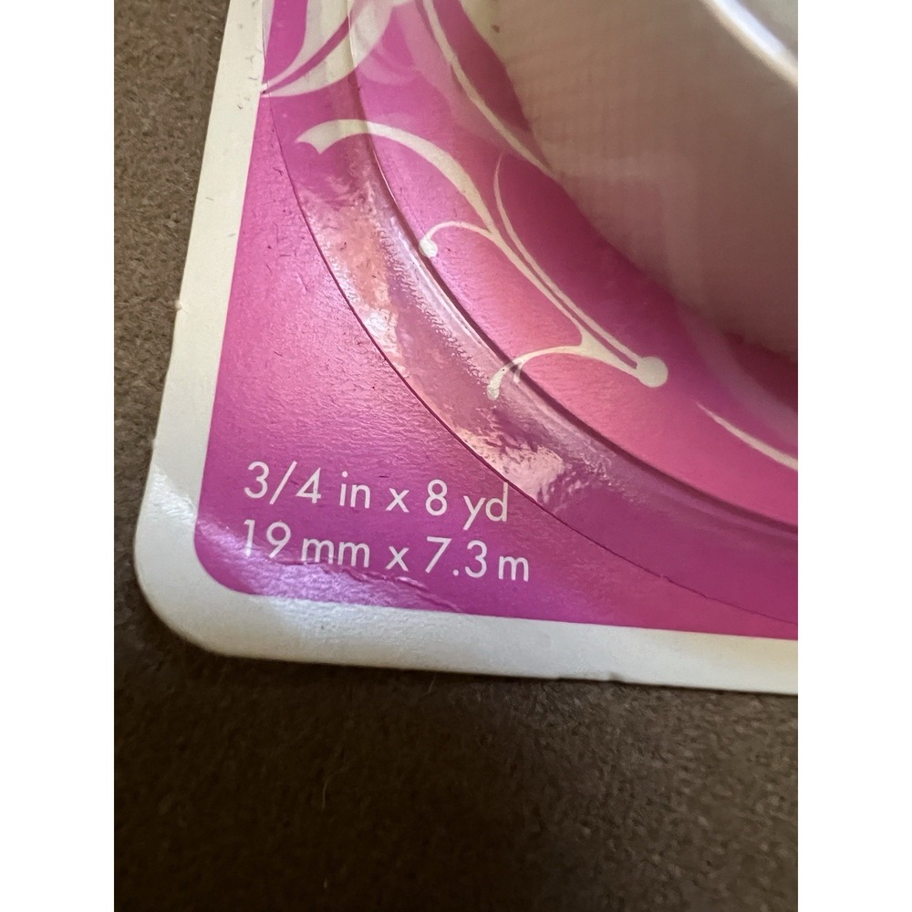 HeatnBond Hem Adhesive Super Weight Iron-On Hem Tape 3/4 in x 8 yd (3723) - Picture 3 of 4